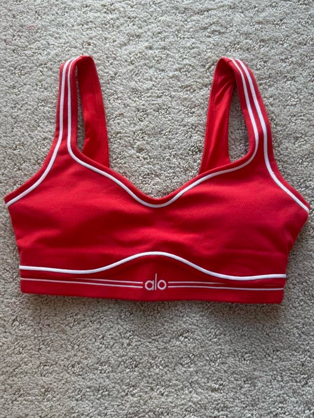 Alo Airbrush Heart Throb Sports Bra Red with White Trim